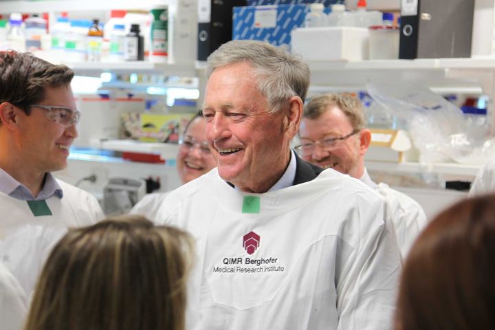 Clive Berghofer visits the lab at QIMR Berghofer