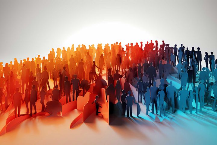 Cardboard cut-outs of a crowd